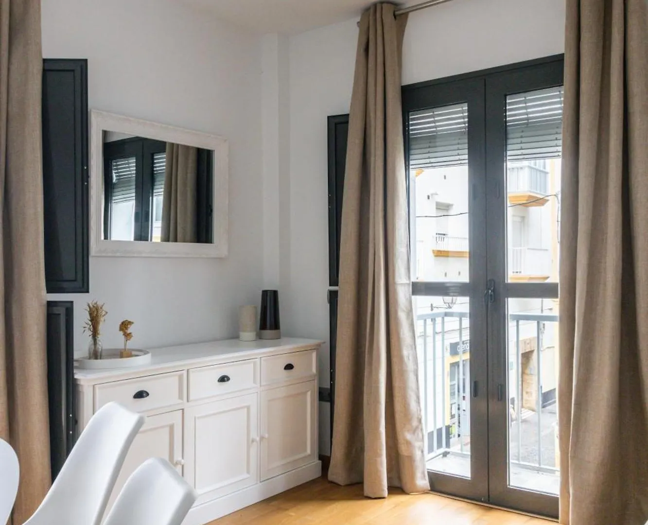 Apartamento Estrella Del Mar- Free Parking By Livework Cádiz 0*,